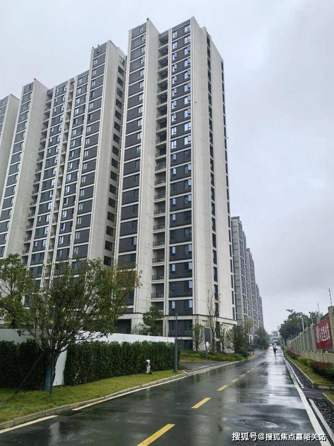 详情→首页网站→楼盘百科→保利外滩启处小